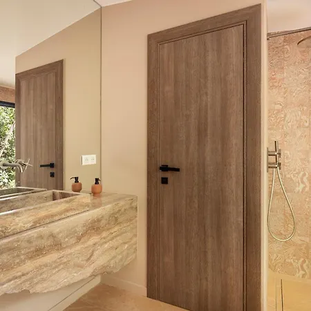 Maison Cerramica Gulf St Tropez 빌라 *